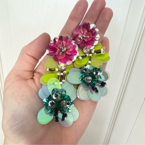 ZARA Tri-color floral beaded rhinestone dangle earrings - Picture 2 of 6